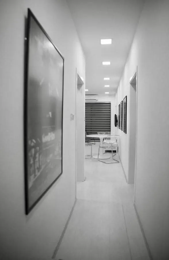 Leon Apartment - Highly Modern Sliema Stay 0*,